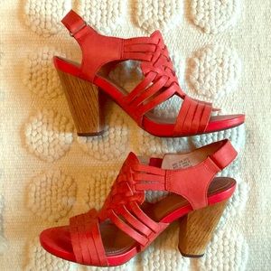 Clark’s Indigo red leather sandal